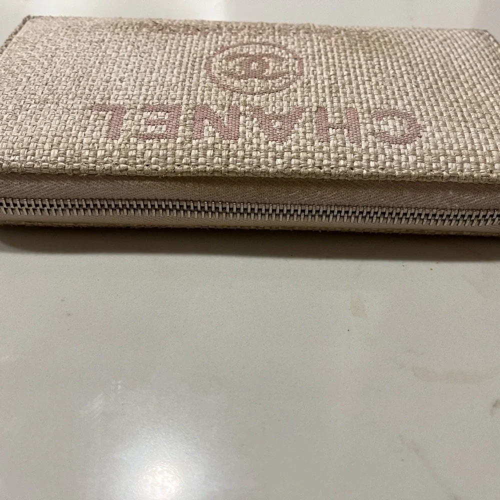 Chanel Zippy linen wallet